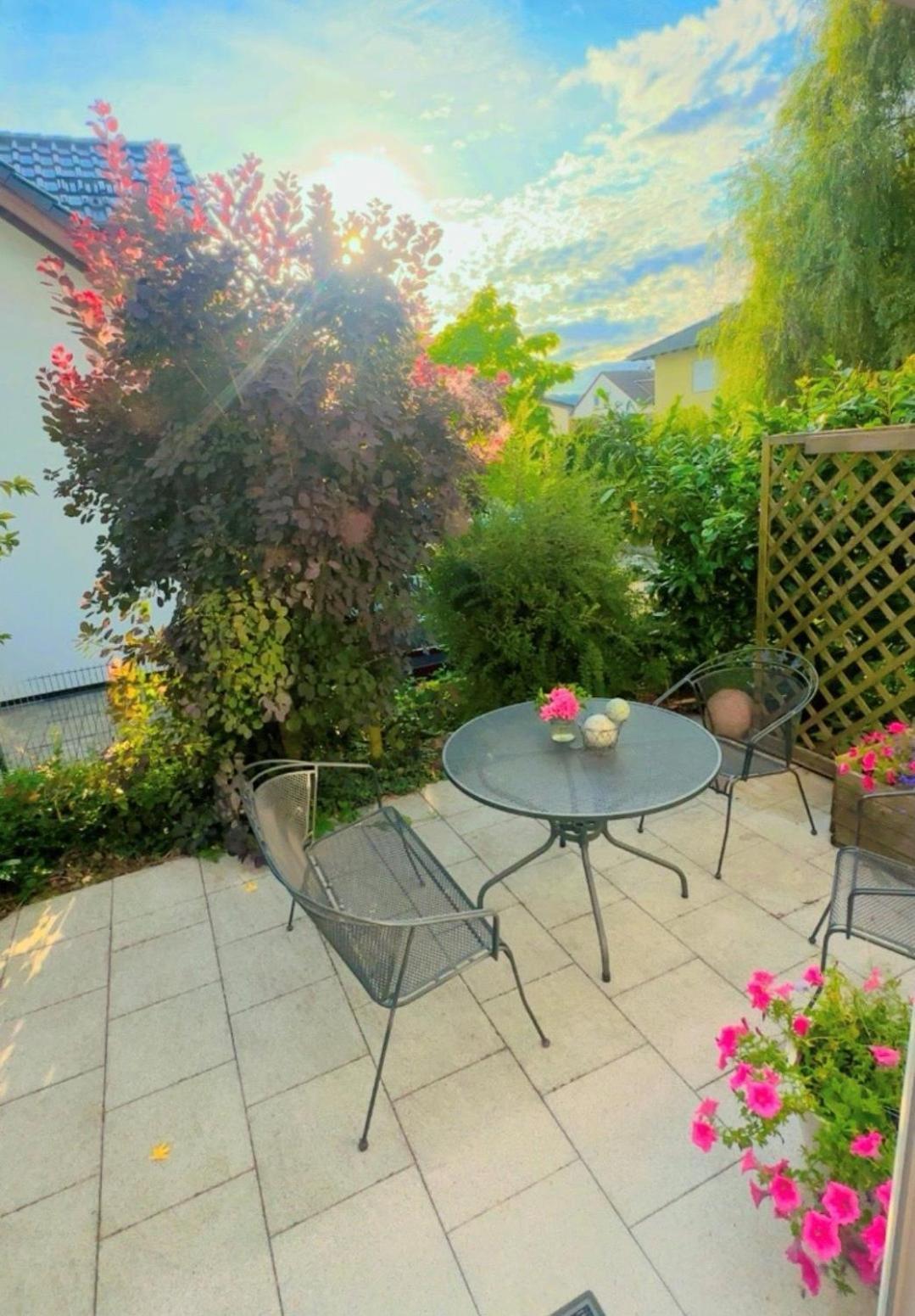 Ferienwohnung Idyllische Ferienoase Mit Traumhafter Terrasse Marburg Exterior foto